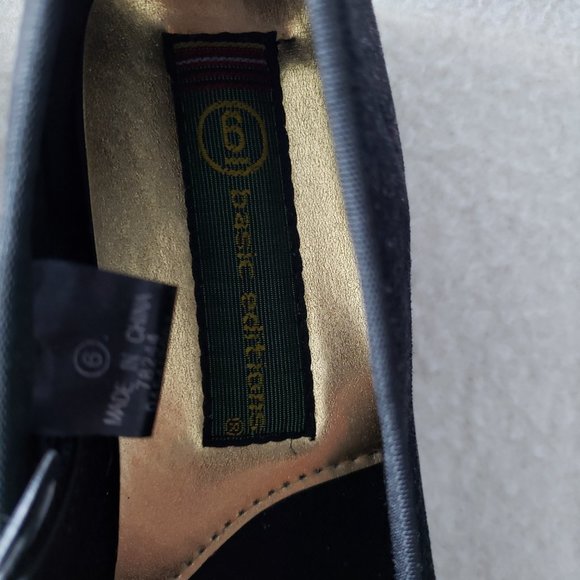 Basic Editions Vintage Embroidered Christmas Wreath Velvet Flat Shoes - Picture 3 of 5